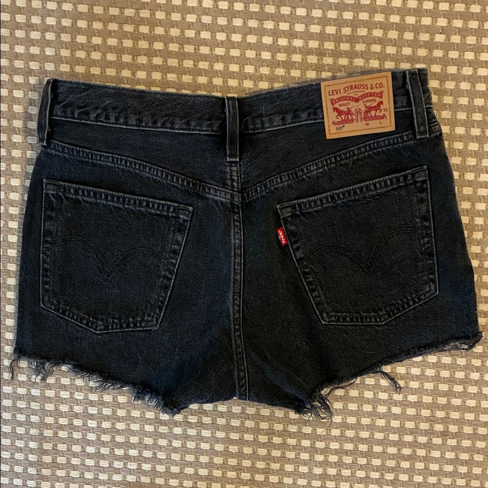 Levi’s denim shorts - Picture 2 of 6